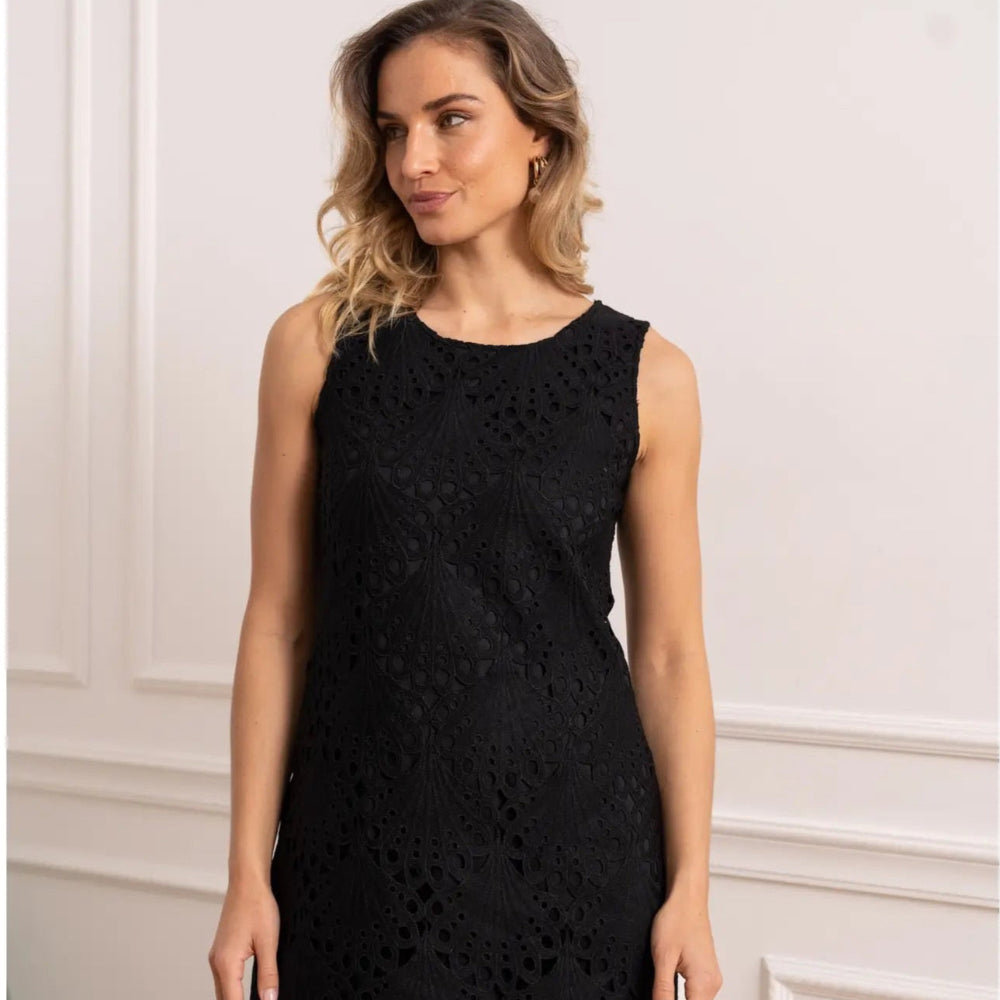 Selena Sleeveless Lace Dress