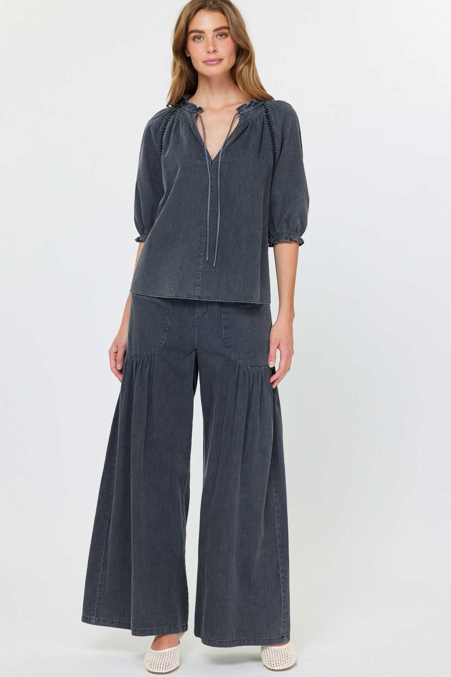 Chambray Denim pant in Black