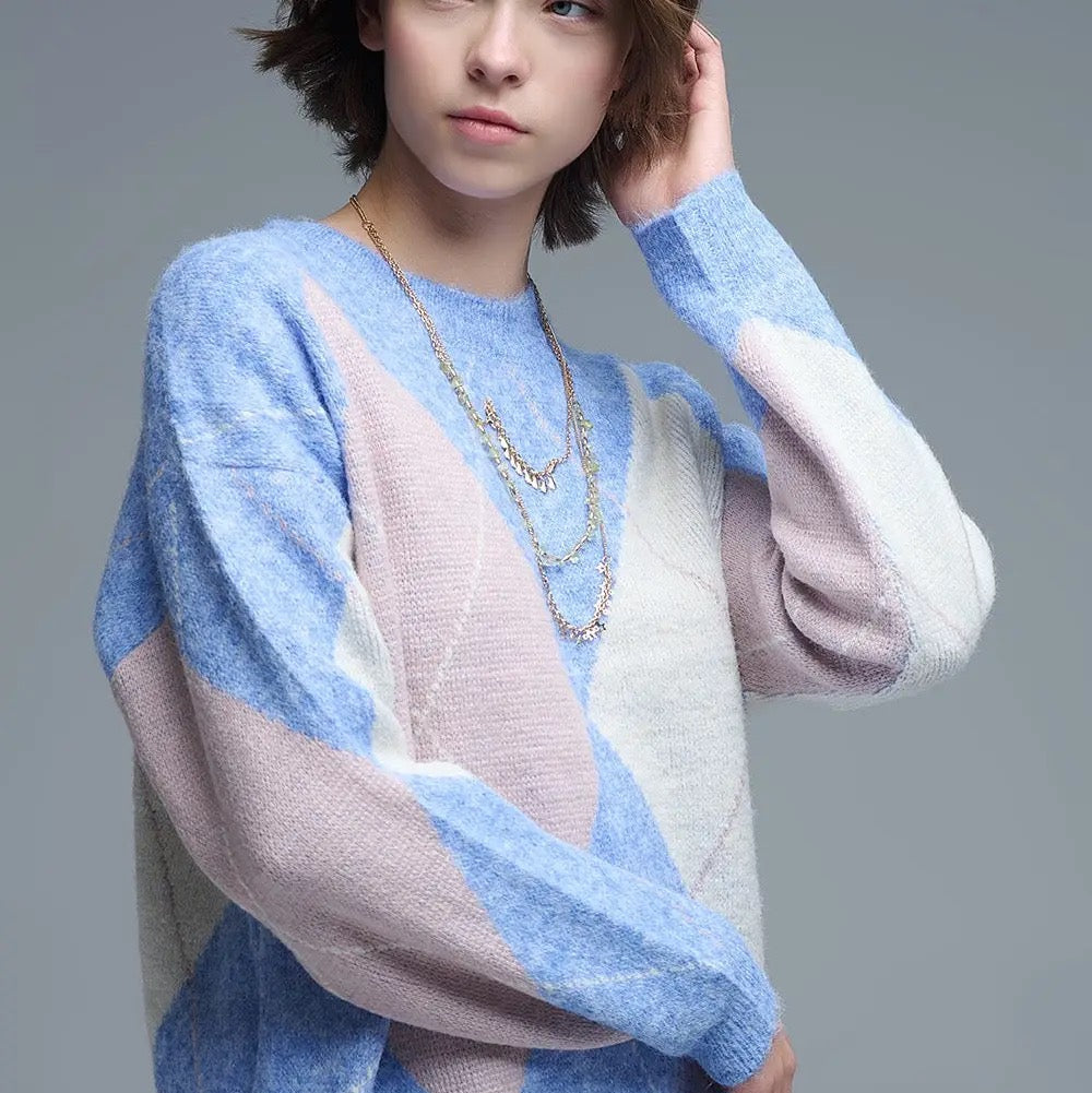 Loose Sweater in Sky Blue with Diamond Patterns