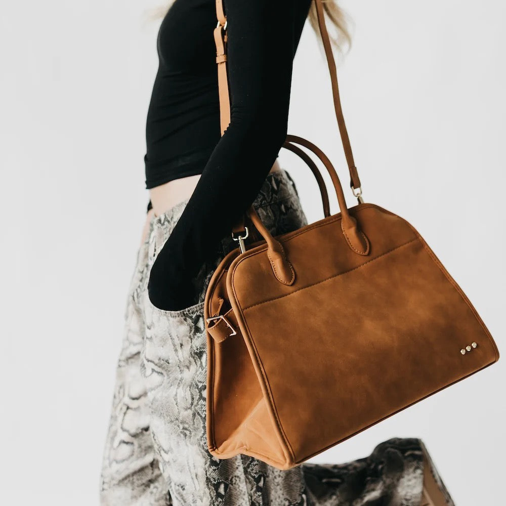 Nirvana Nubuck Tote In Camel