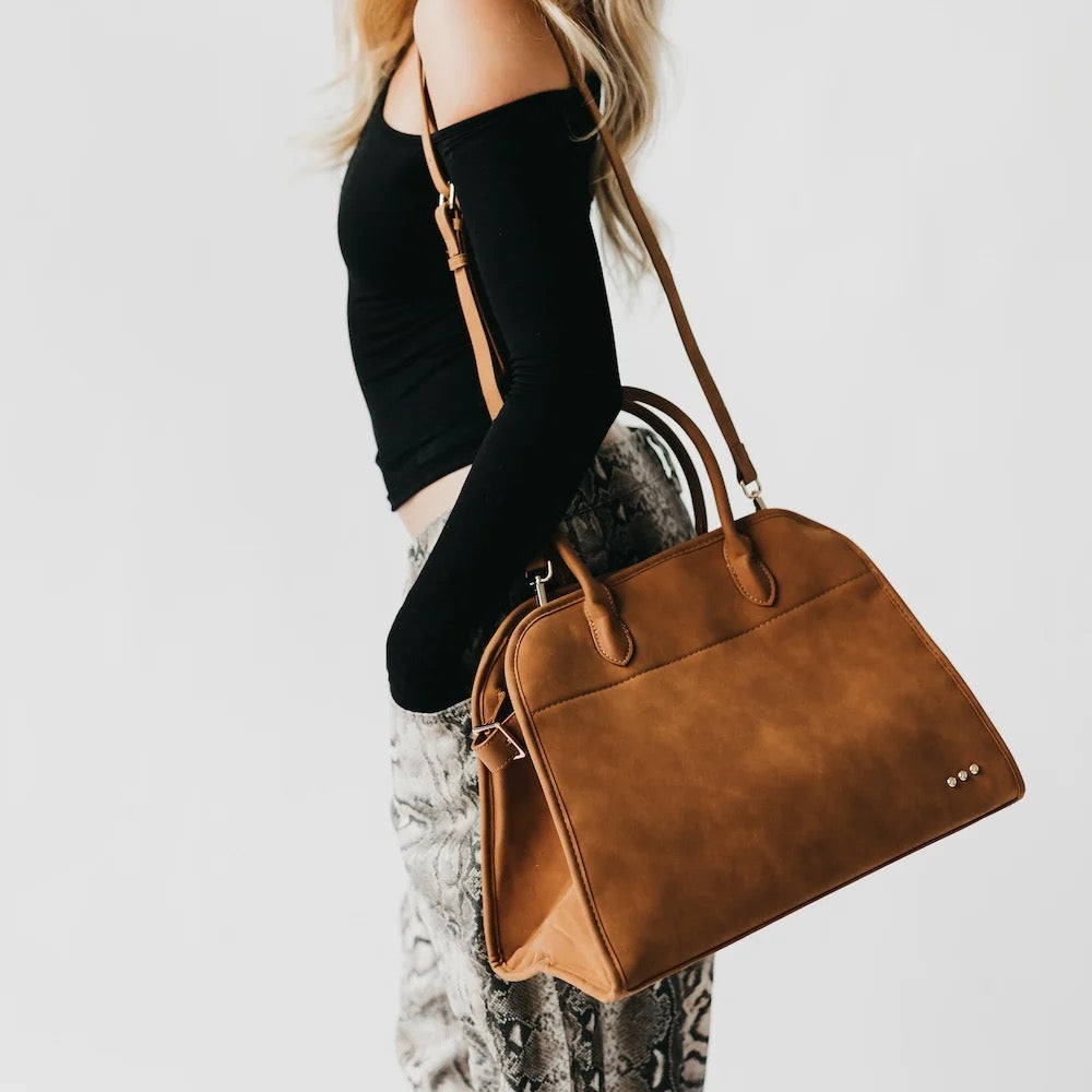 Nirvana Nubuck Tote In Camel