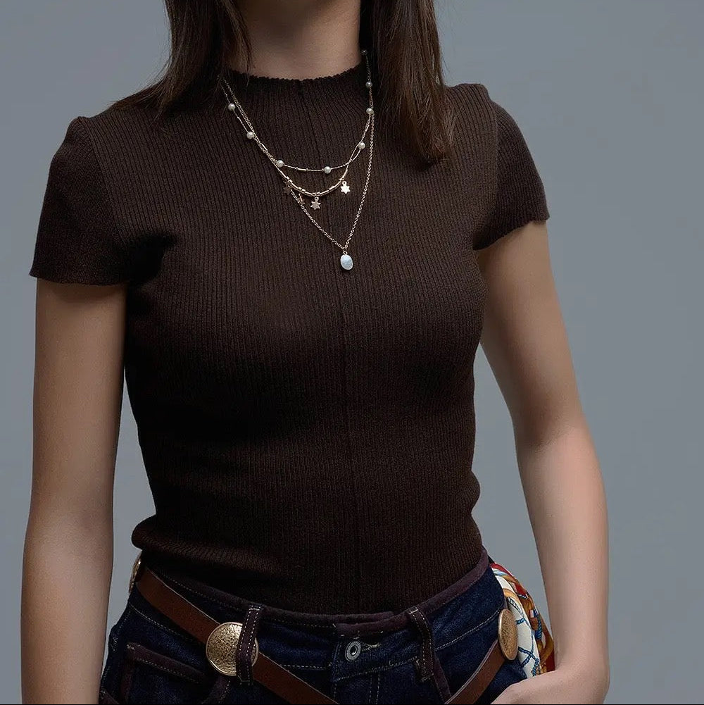 Knitted Rib Featherweight Tuckable Sweater in Brown