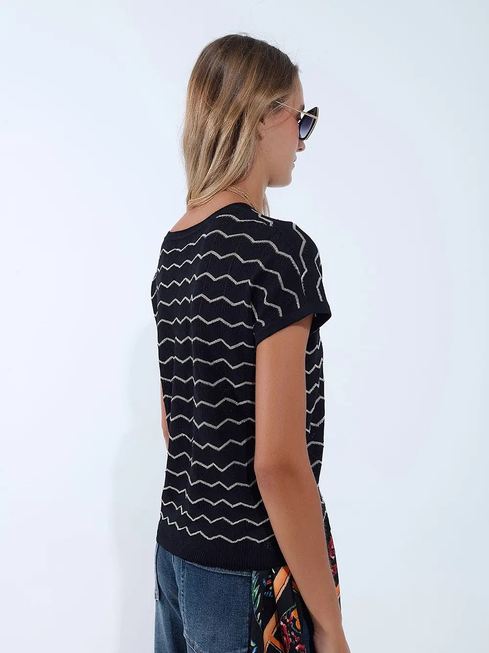 Zigzag V-Neck Knit Sweater with Dropped Sleeves in Black